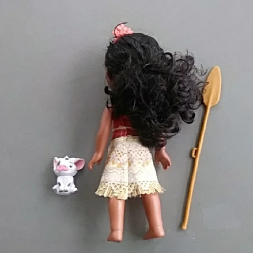Disney Moana Doll with Paddle and Pig Companion